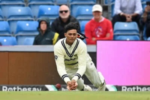 Jaiswal's Fielding Under Fire: Headingley Errors Trigger Resurfaced MCG Drop Compilation