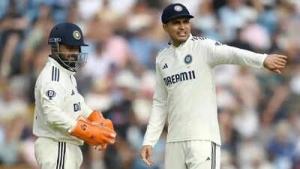 Shubman Gill's Captaincy Lacks Kohli, Sharma's Aura, Shows 
