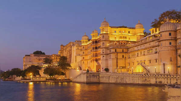 Udaipur: The City of Lakes beckons